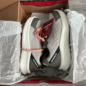 Wolverine Women's Bolt Durashocks Knit Carbonmax Work Shoe W231010